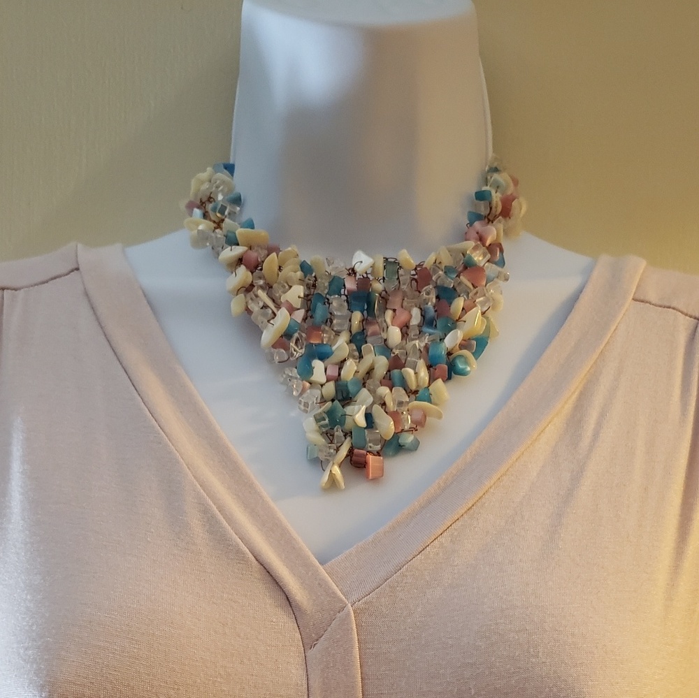 Woven natural unique necklace NWT